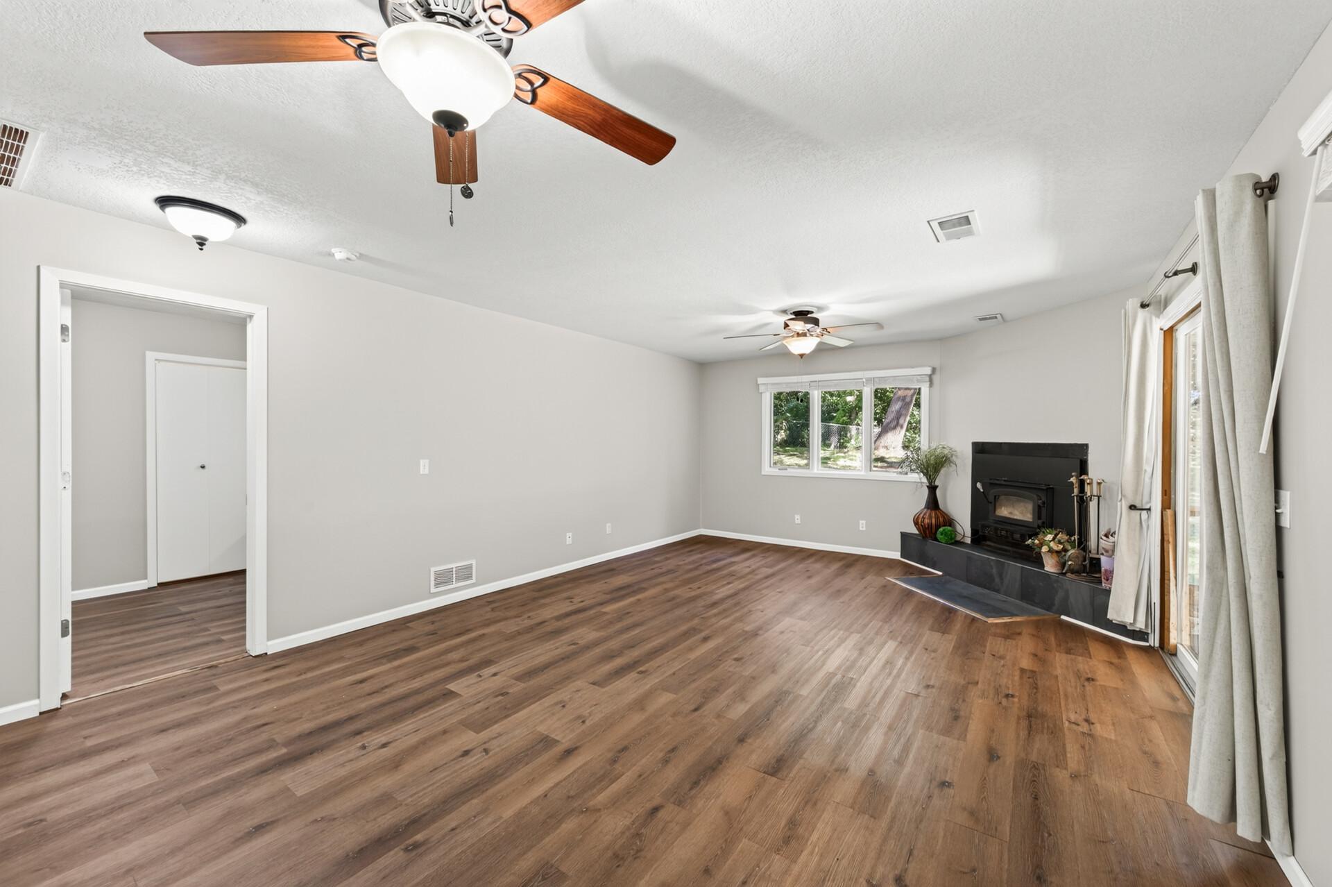 20192 Akin Road Farmington, MN 55024 - Photo 11 of 52 Gallery Image 11