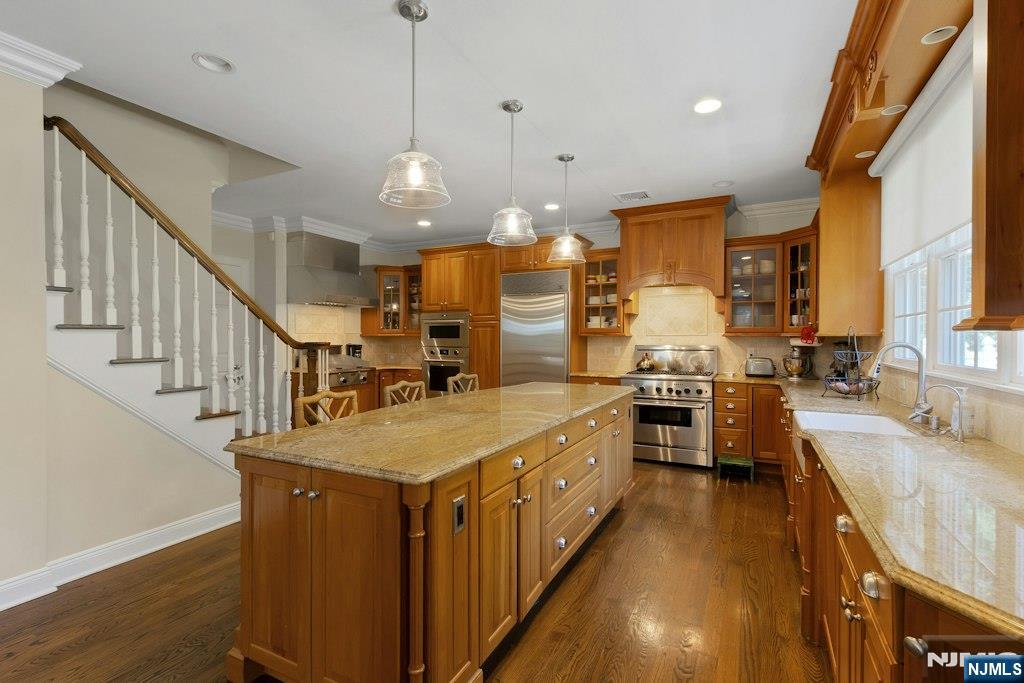42 Warren Lane Alpine, NJ 07620 - Photo 7 of 27 Gallery Image 7