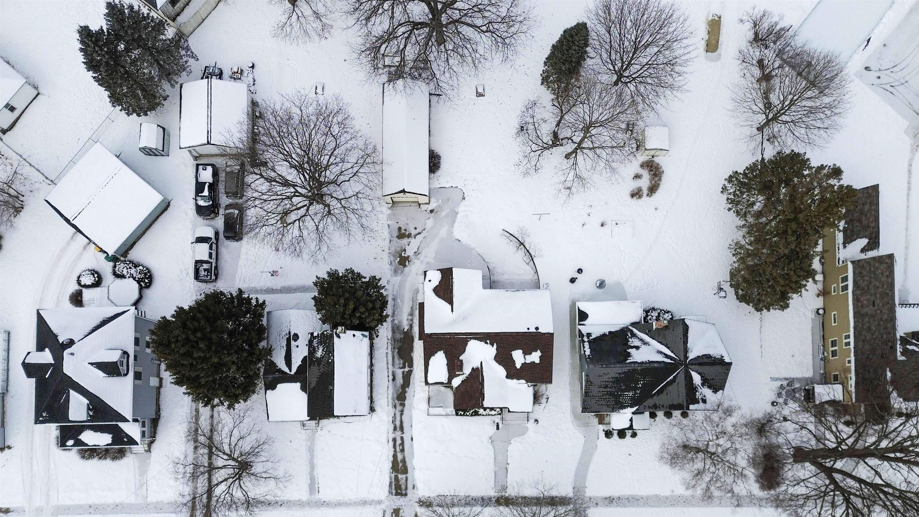 304 Randolph Street Edgerton, WI 53534 - Photo 28 of 34