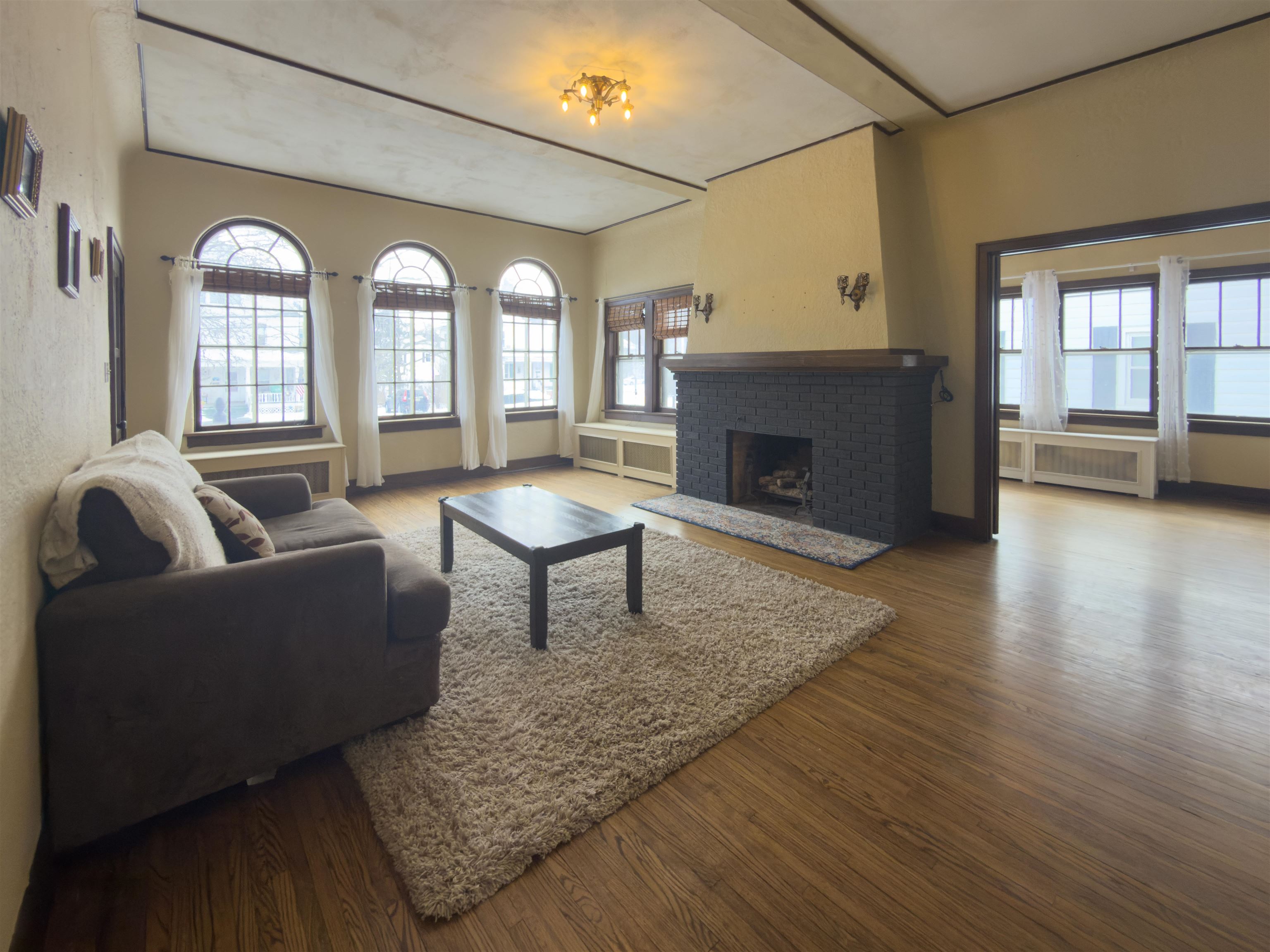 304 Randolph Street Edgerton, WI 53534 - Photo 5 of 34