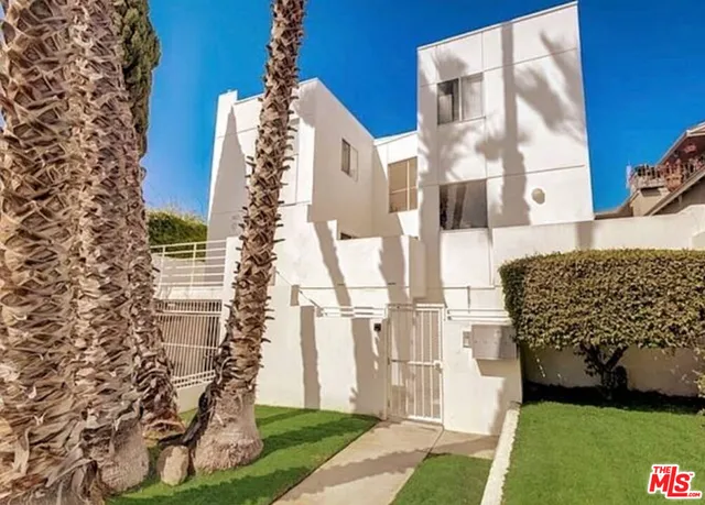 $6,995 | 1823 20th Street, Unit 102, Santa Monica, CA 90404