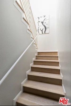 a view of entryway