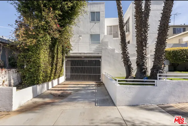 $6,995 | 1823 20th Street, Unit 102, Santa Monica, CA 90404