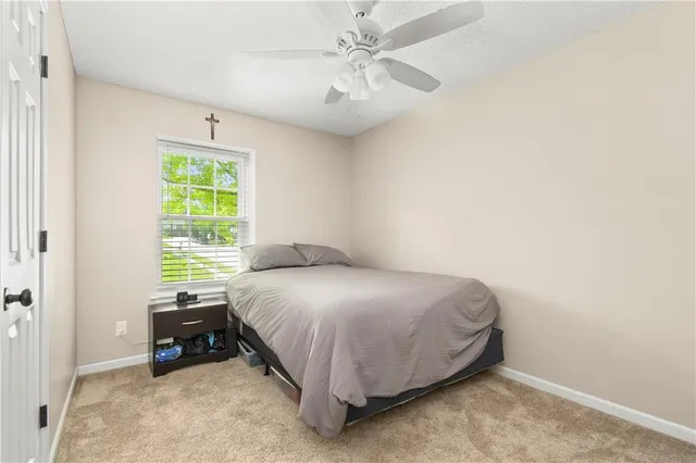 $320,000 | 1302 Huntington Lane, Greenwood, MO 64034