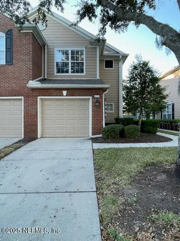$2,100 | 4216 Crownwood Drive, Jacksonville, FL 32216