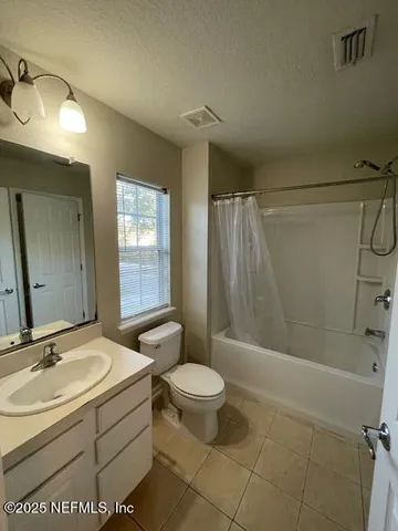 $2,100 | 4216 Crownwood Drive, Jacksonville, FL 32216