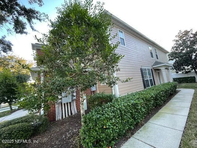 $2,100 | 4216 Crownwood Drive, Jacksonville, FL 32216