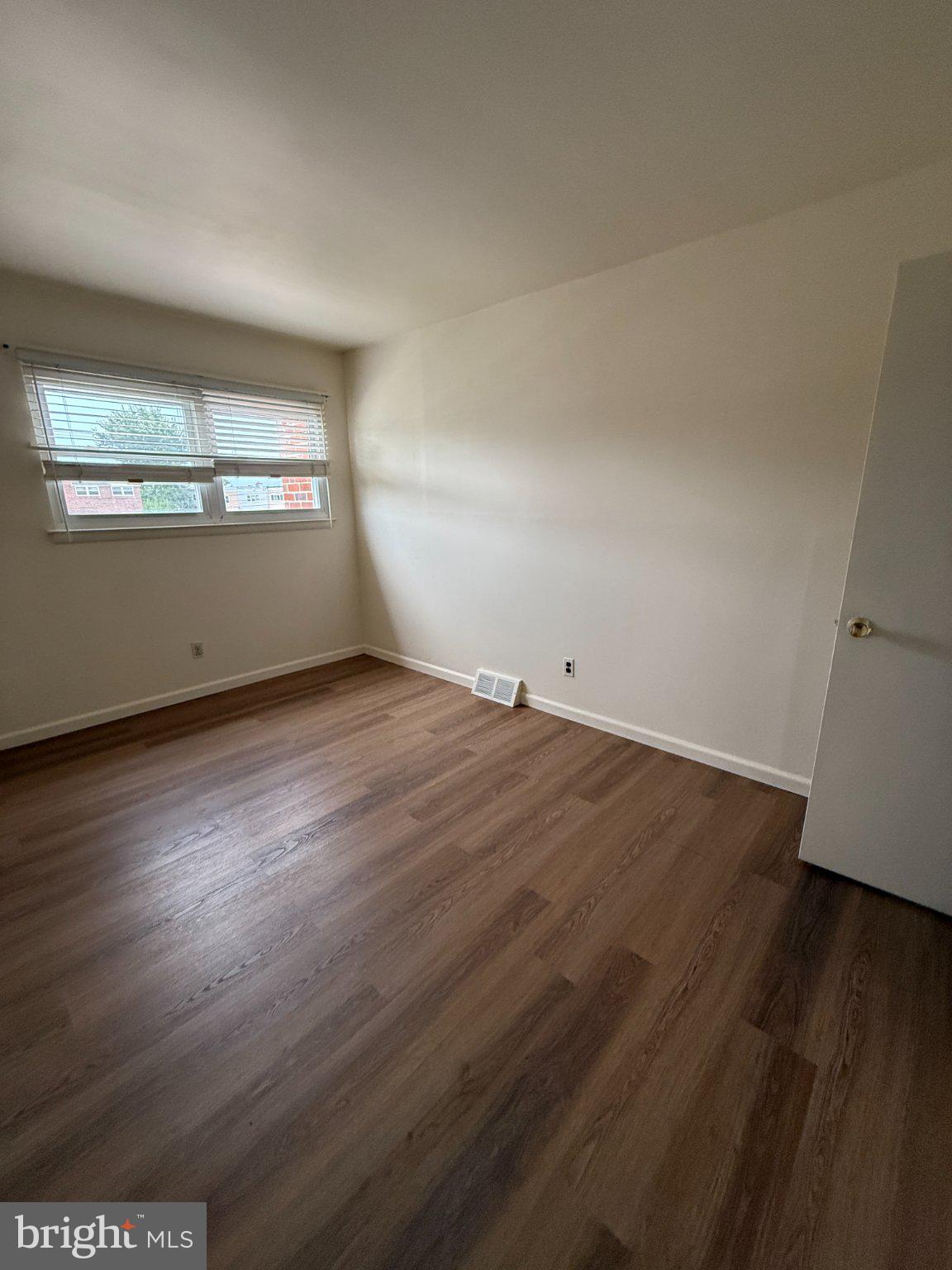 3705 Academy Road Philadelphia, PA 19154 - Photo 14 of 24 Bright and airy blank canvas room.