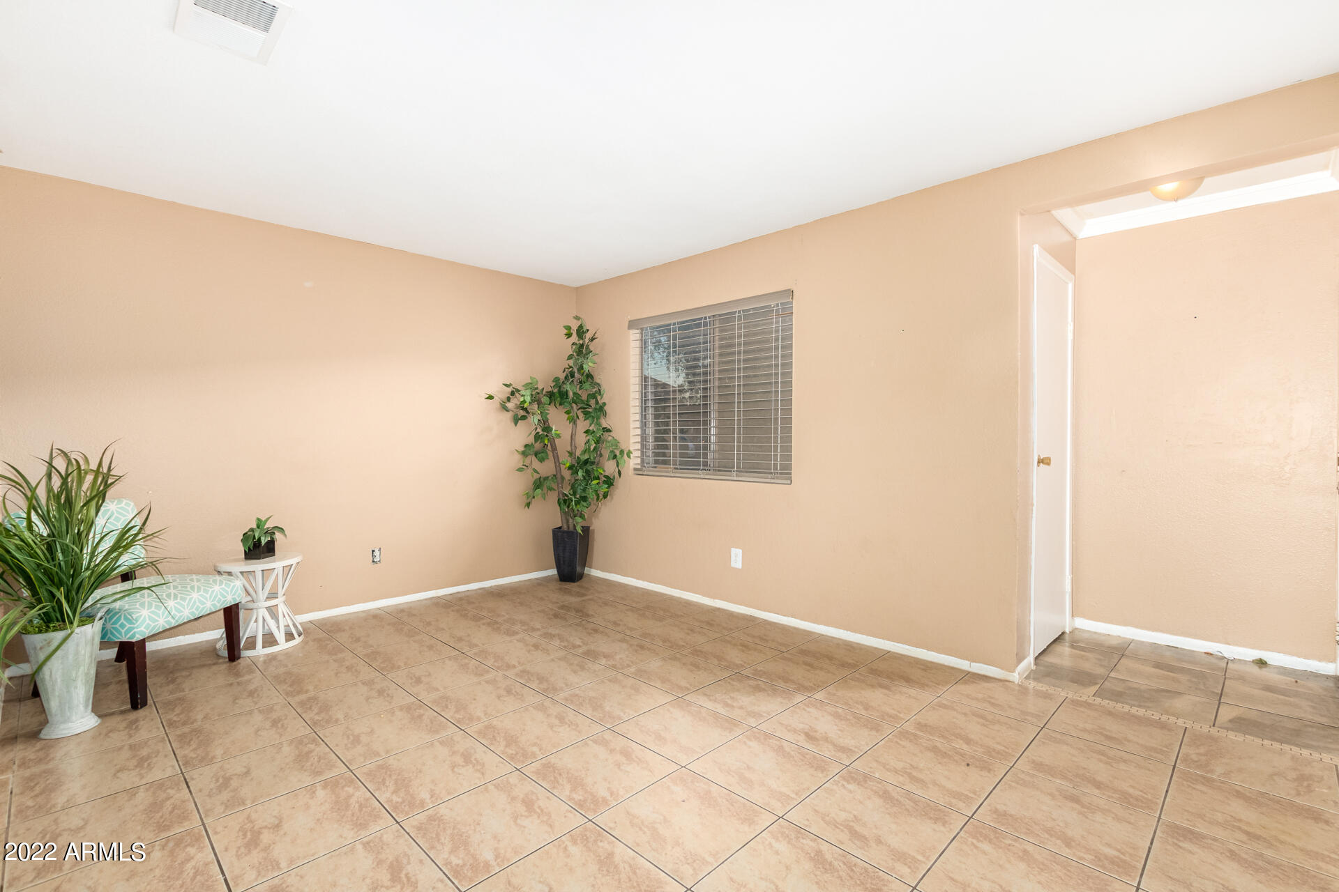 3511 East Baseline Road, Unit 1027 Phoenix, AZ 85042 - Photo 6 of 31 0005-05-Baseline