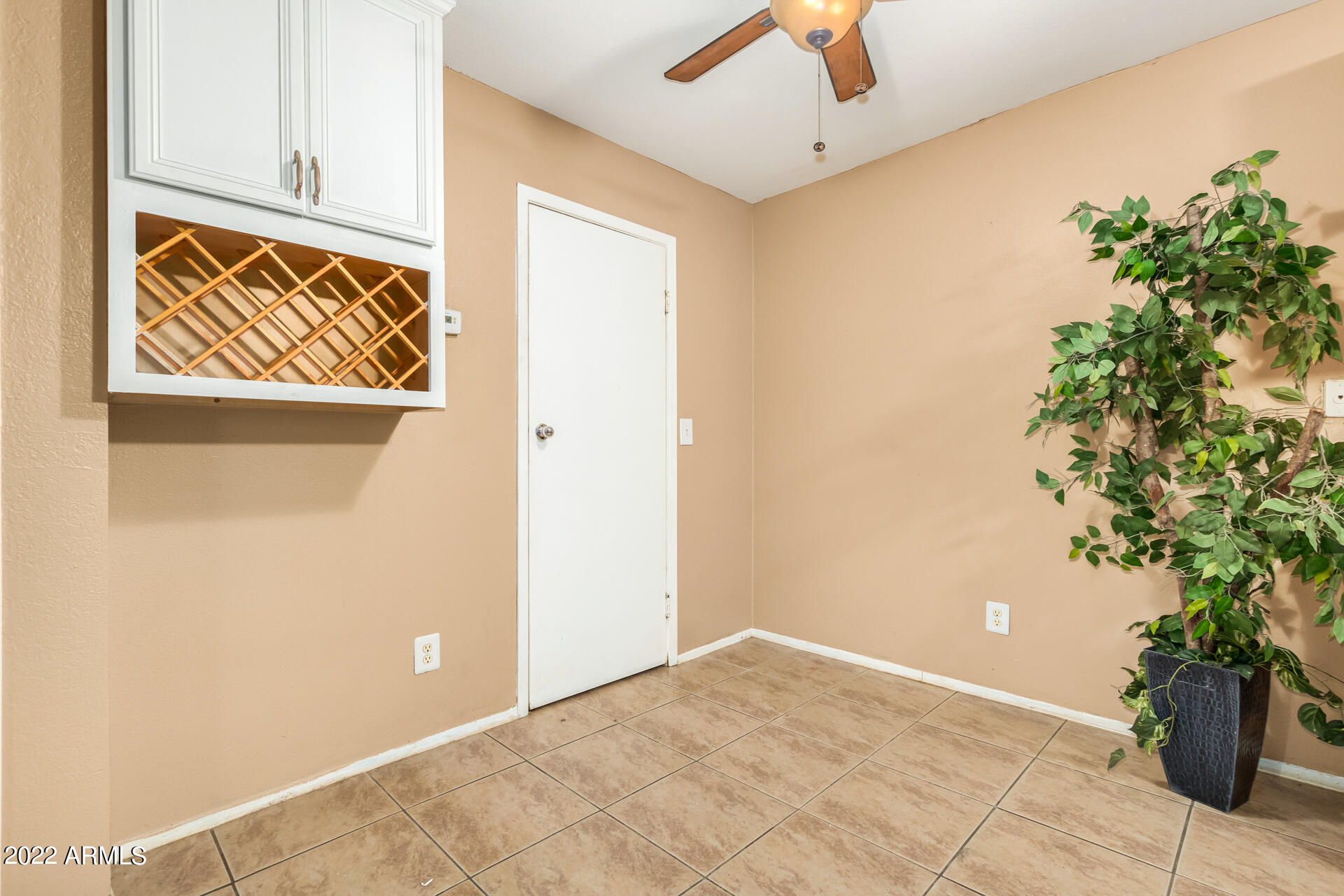 3511 East Baseline Road, Unit 1027 Phoenix, AZ 85042 - Photo 7 of 31 0006-06-Baseline