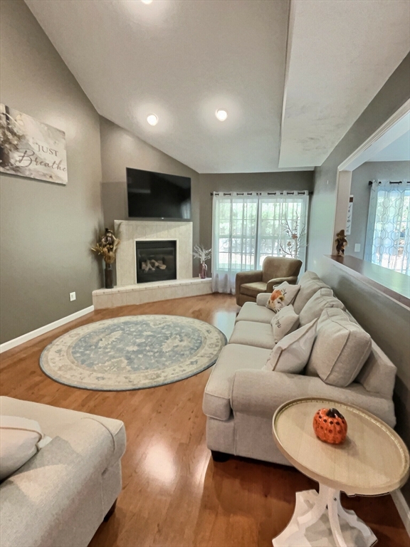 40 Alpine Way, Unit 40 Slatersville, RI 02876 - Photo 5 of 22