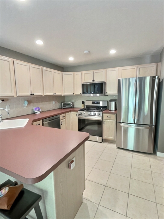 40 Alpine Way, Unit 40 Slatersville, RI 02876 - Photo 9 of 22
