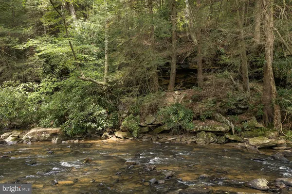 a view of a lake with houses