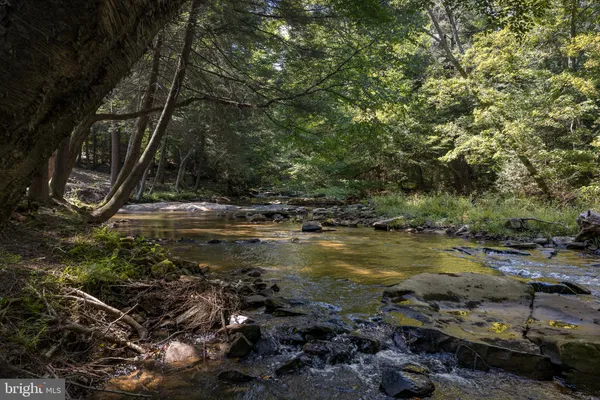 $925,000 | 653 Watersound Trace, Bruceton Mills, WV 26525