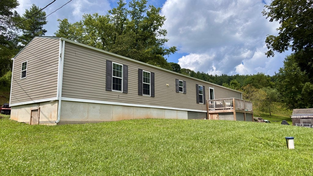 347 Winding Road Fries, VA 24330 - Photo 27 of 28 Gallery Image 27
