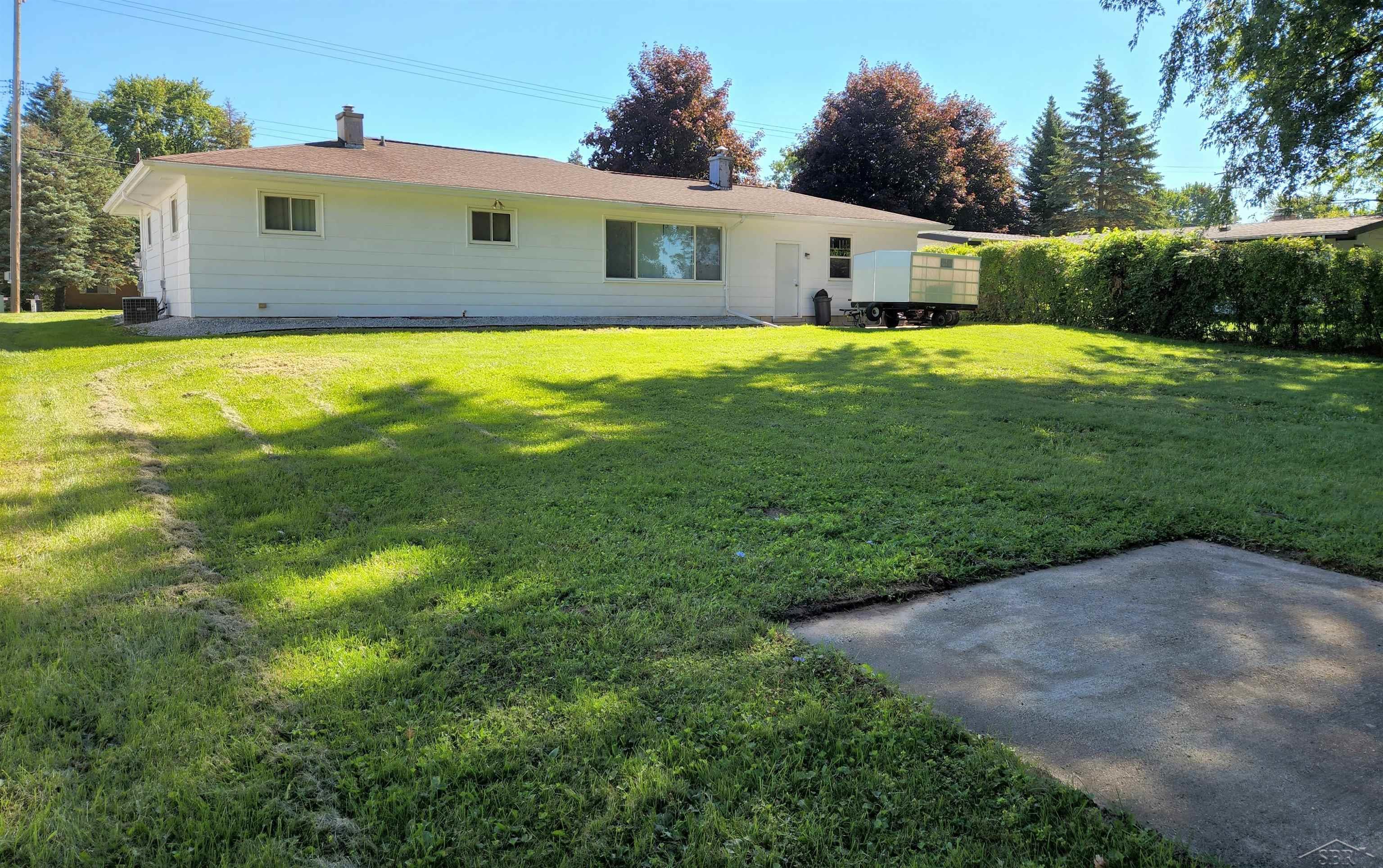 3524 Williamson Road Saginaw, MI 48601 - Photo 19 of 20 50086452-18.JPG