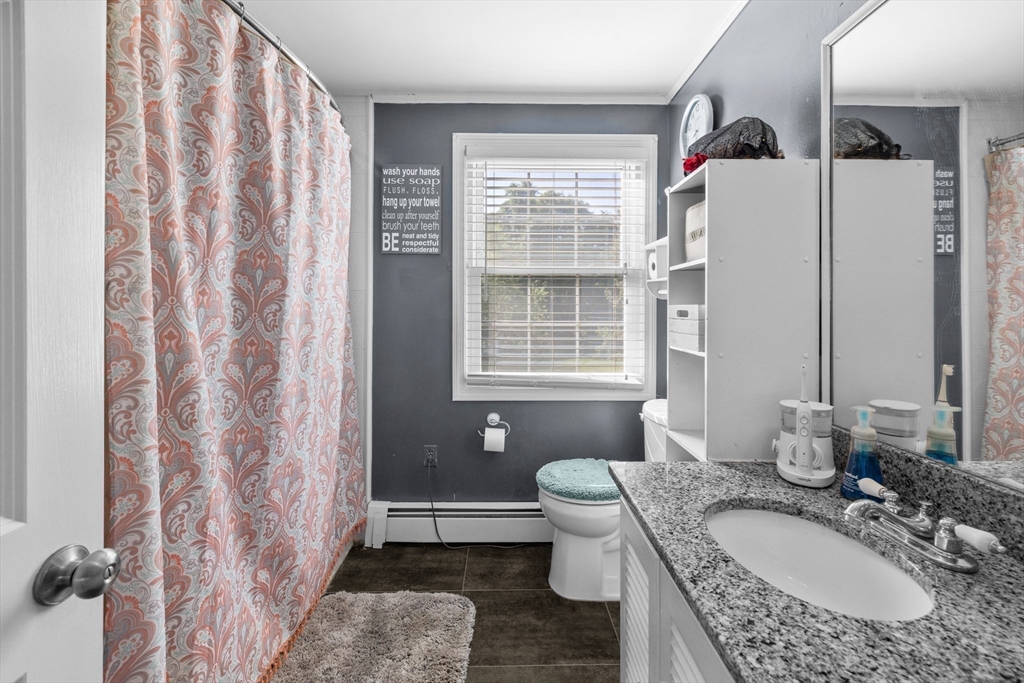 176 Davis Road Westminster, MA 01473 - Photo 28 of 37