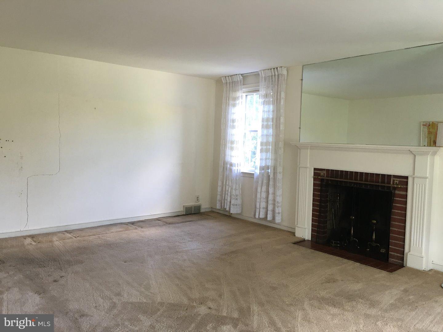 1133 Ashbourne Road Cheltenham, PA 19012 - Photo 2 of 25 Living Room