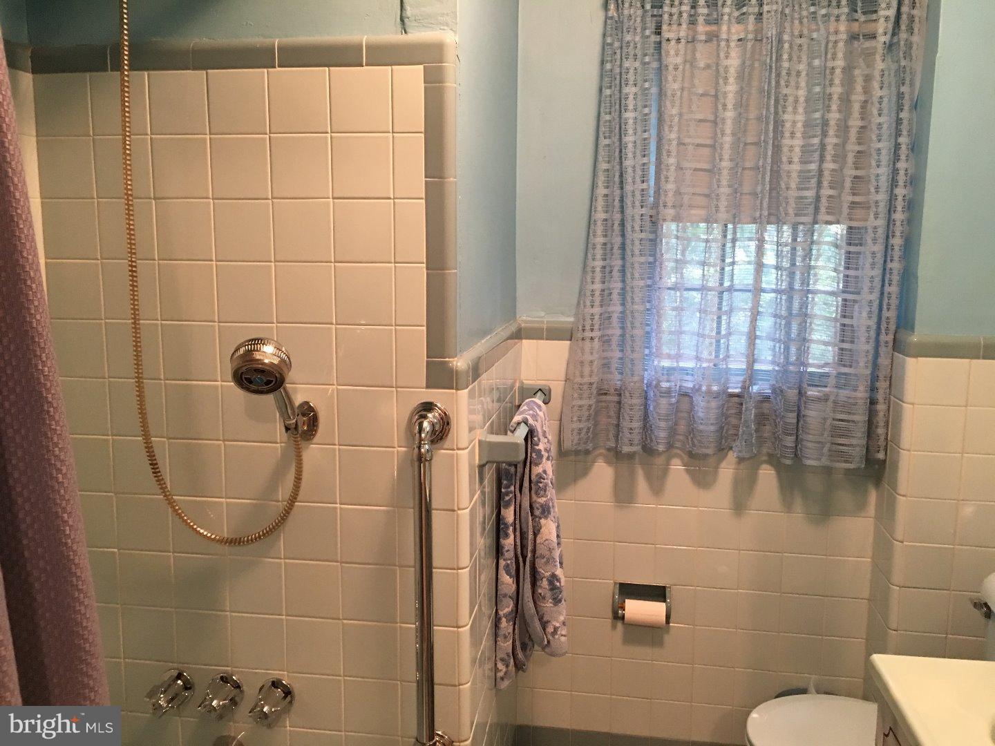 1133 Ashbourne Road Cheltenham, PA 19012 - Photo 17 of 25 Bathroom