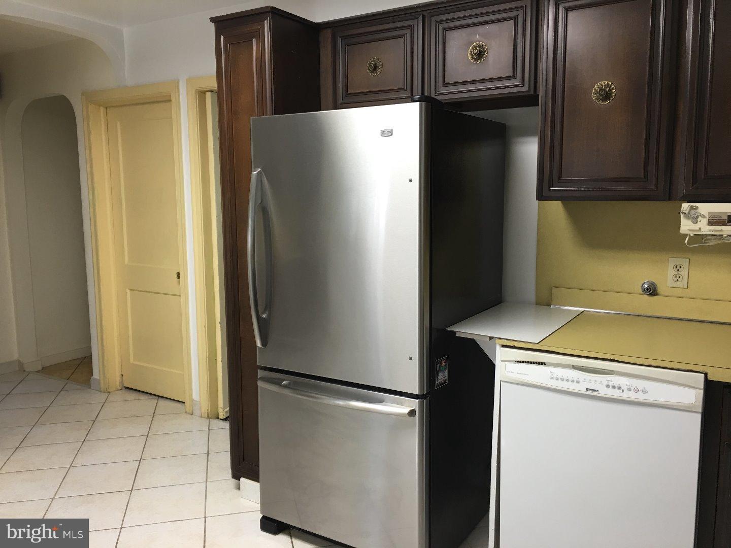 1133 Ashbourne Road Cheltenham, PA 19012 - Photo 7 of 25 Kitchen