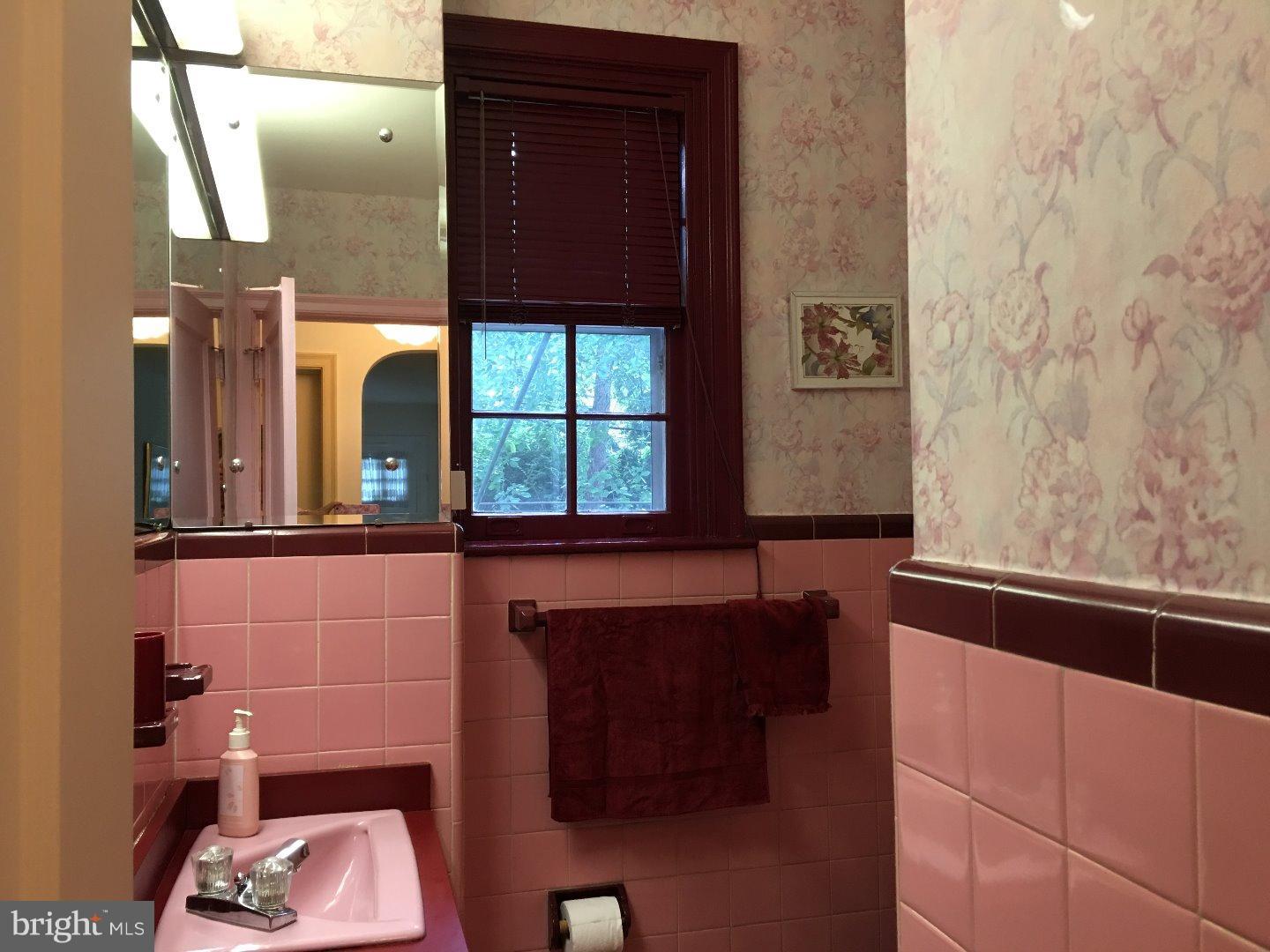 1133 Ashbourne Road Cheltenham, PA 19012 - Photo 9 of 25 Bathroom