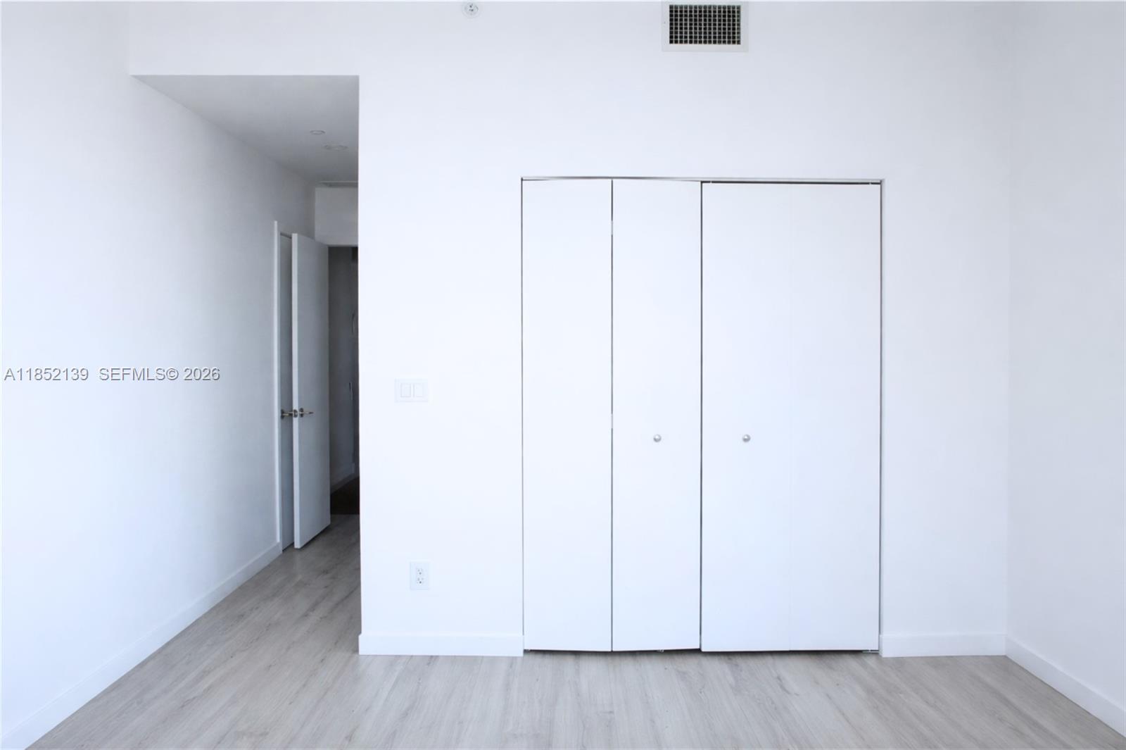 480 Northeast 31st Street, Unit 3301 Miami, FL 33137 - Photo 11 of 32 a view of an empty room