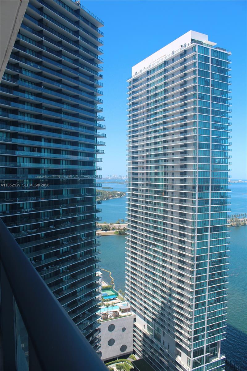 480 Northeast 31st Street, Unit 3301 Miami, FL 33137 - Photo 32 of 32 a view of a balcony