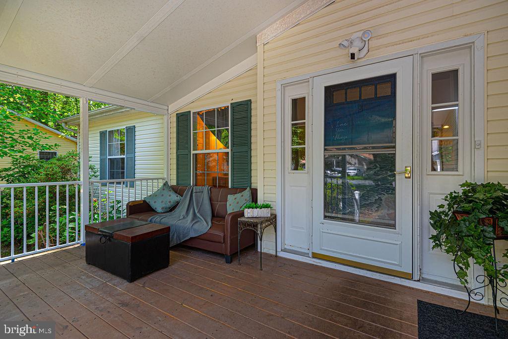 206 Windjammer Road Ocean Pines, MD 21811 - Photo 3 of 46 Oversize front porch