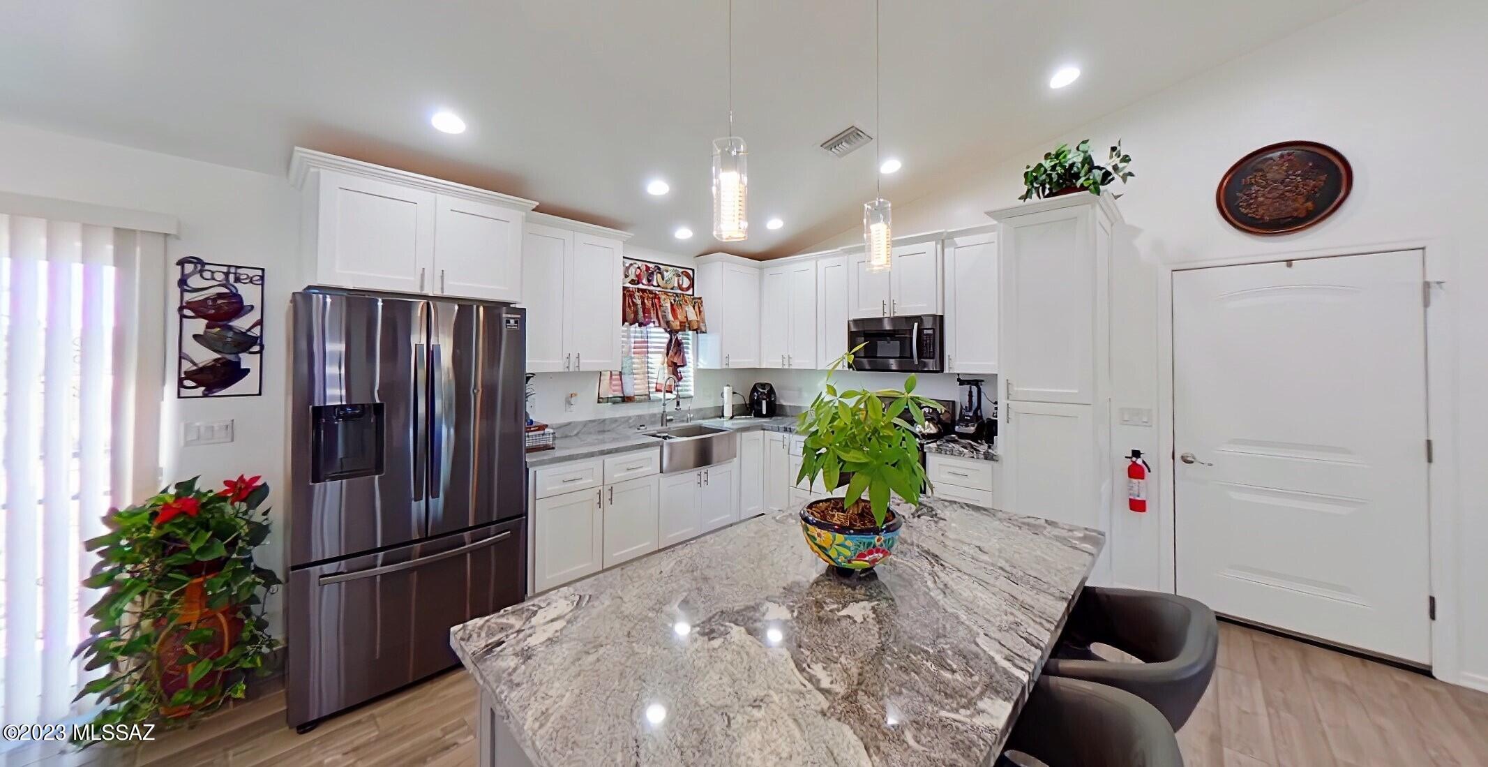 280 Dixie Lane Rio Rico, AZ 85648 - Photo 8 of 32