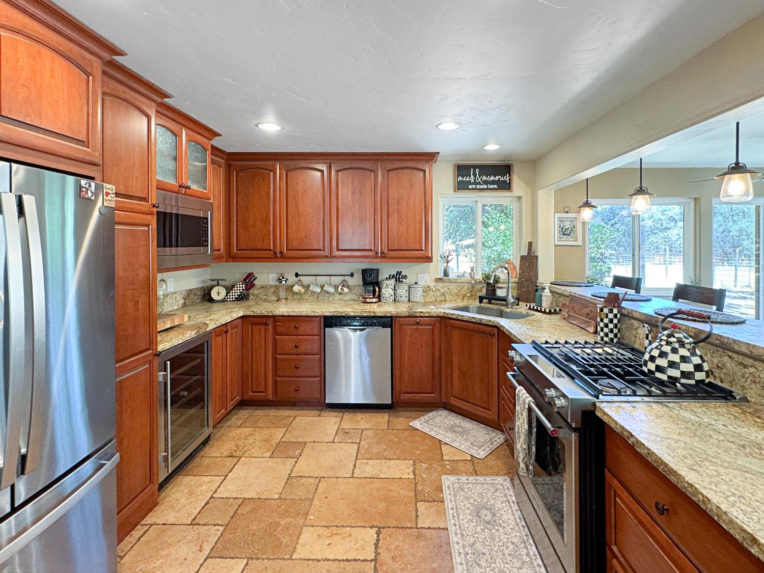 26525 Table Meadow Road Auburn, CA 95602 - Photo 10 of 47 Gallery Image 10