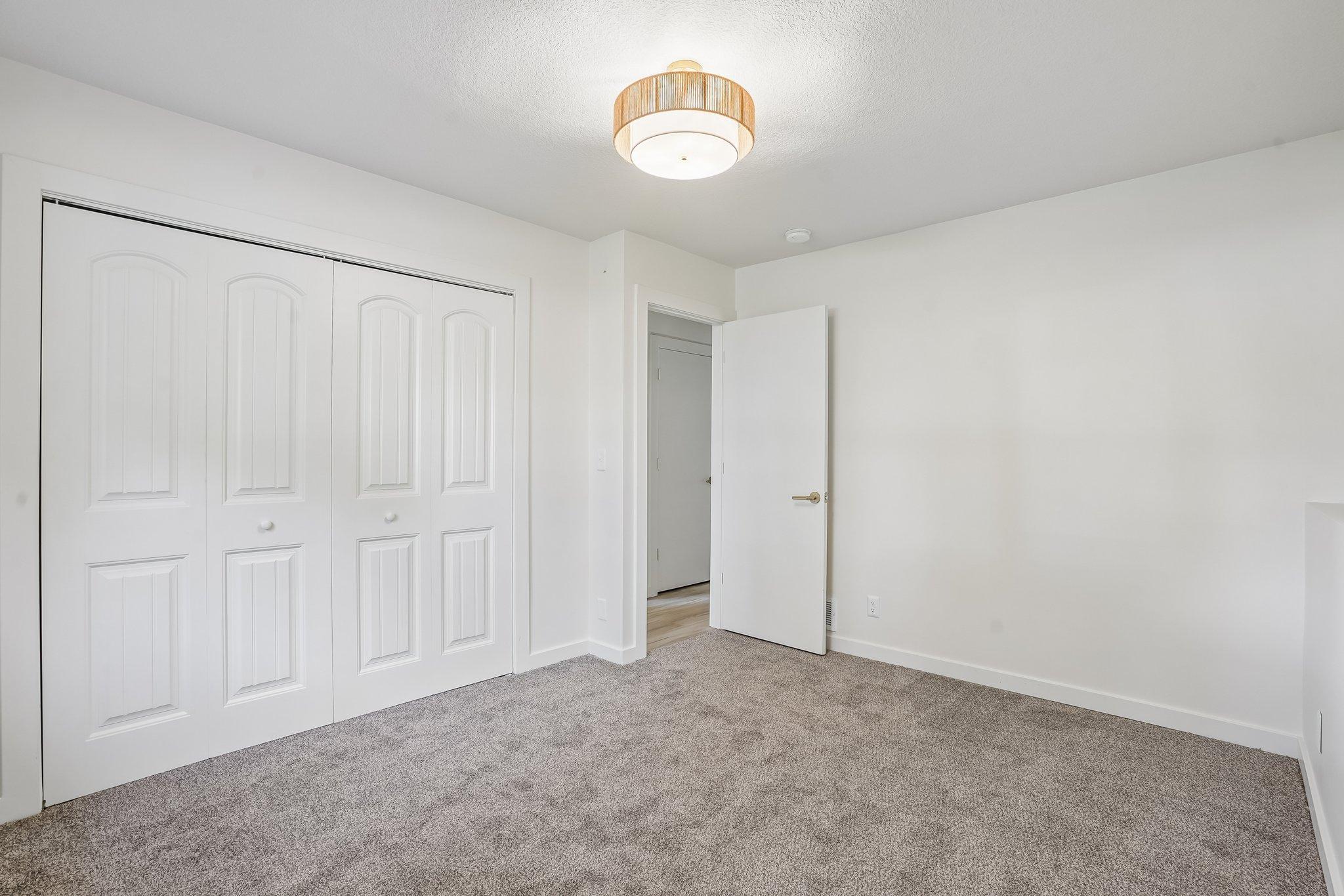 425 Crestview Drive South Maplewood, MN 55119 - Photo 42 of 82