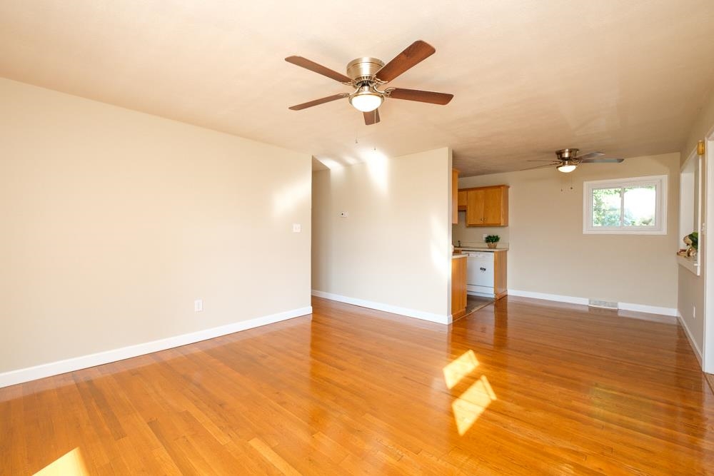 1139 Rockingham Drive Harrisonburg, VA 22802 - Photo 6 of 25 Gallery Image 6