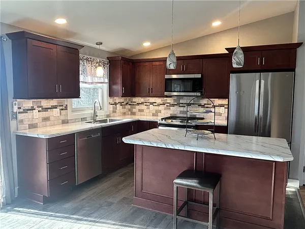 $224,900 | 187 Pearson Lane, Greece, NY 14612