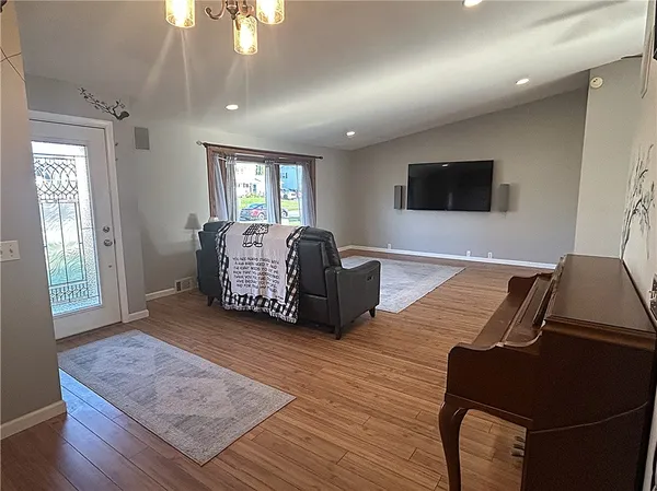 $224,900 | 187 Pearson Lane, Greece, NY 14612