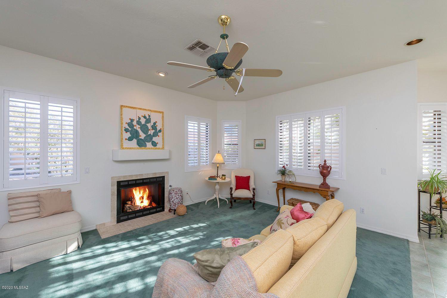 188 East Ridge Glow Place Tucson, AZ 85737 - Photo 4 of 23