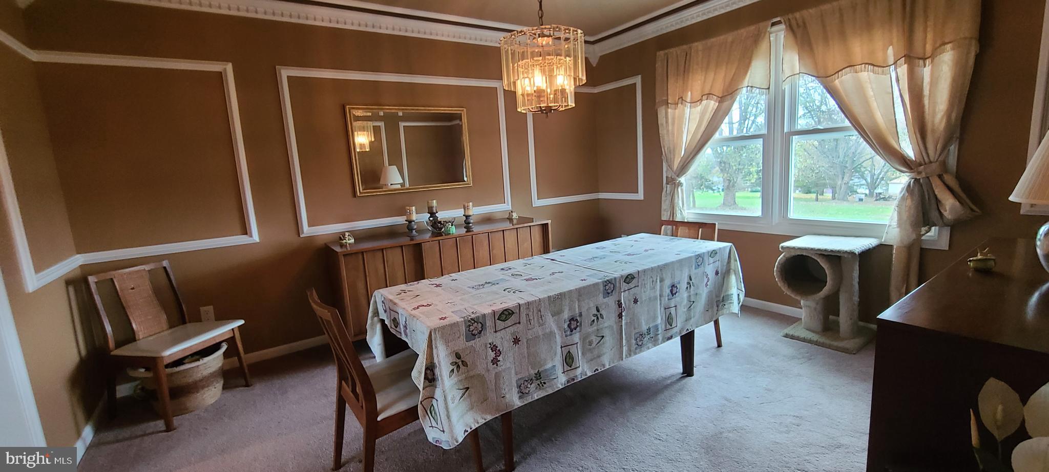 49 Deer Run Road Nottingham, PA 19362 - Photo 13 of 40 Dining Room