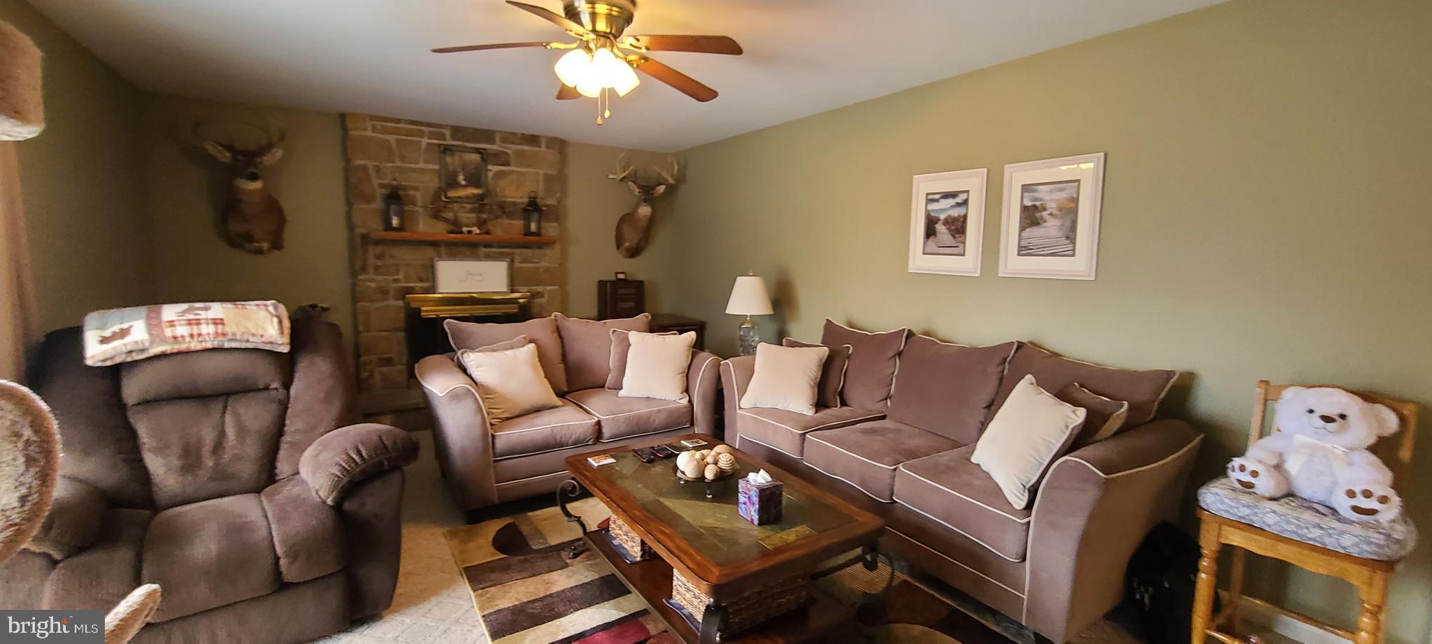 49 Deer Run Road Nottingham, PA 19362 - Photo 22 of 40 Family Room