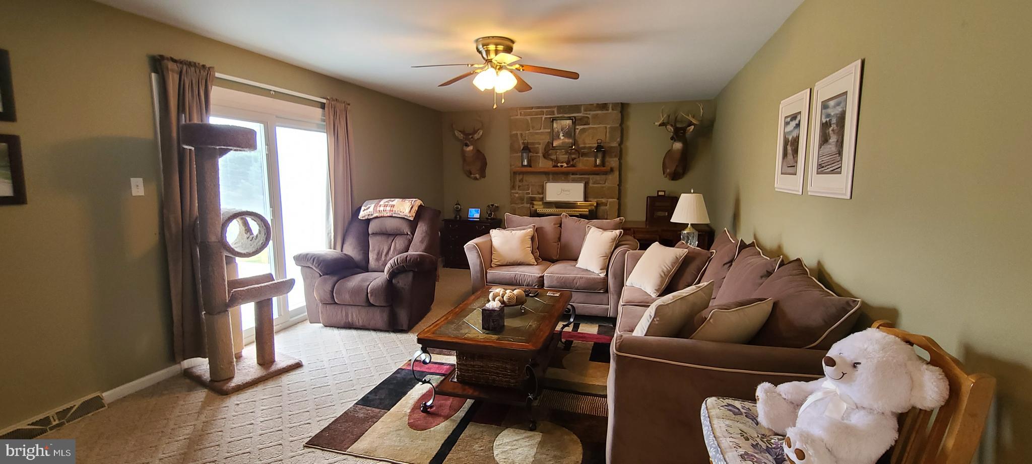 49 Deer Run Road Nottingham, PA 19362 - Photo 23 of 40 Family Room