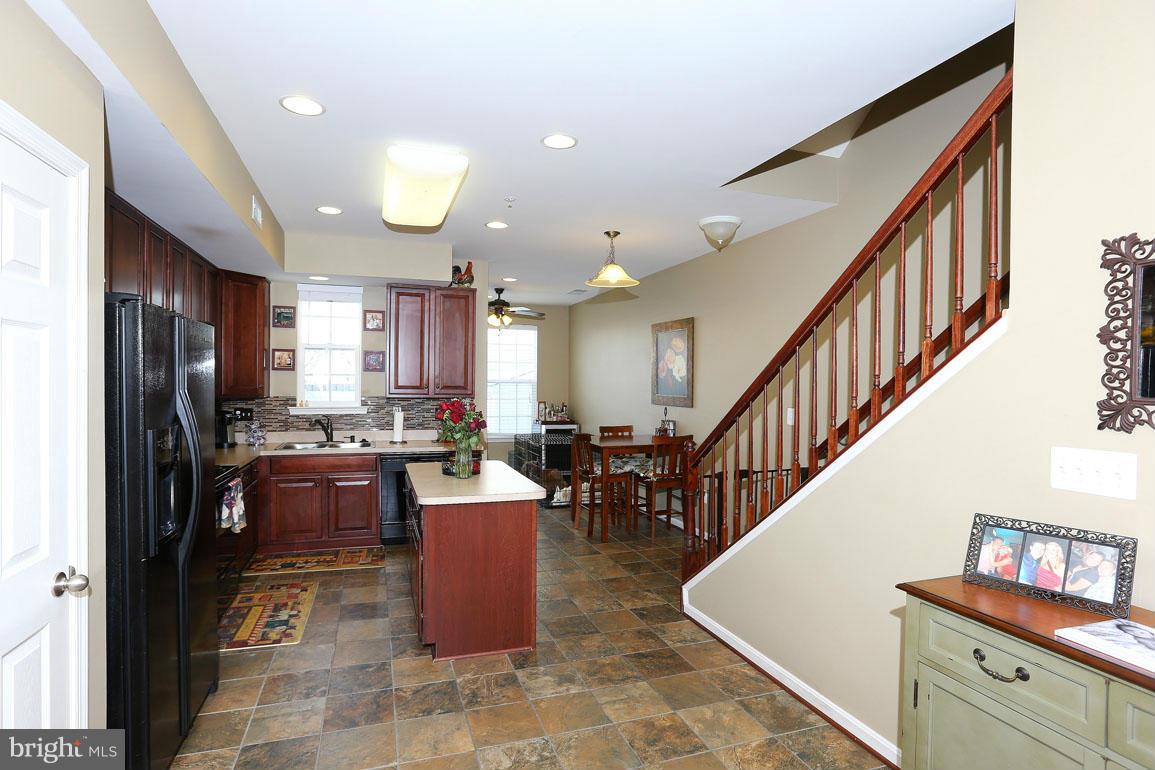 646 Tivoli Road Frederick, MD 21703 - Photo 6 of 26 Kitchen