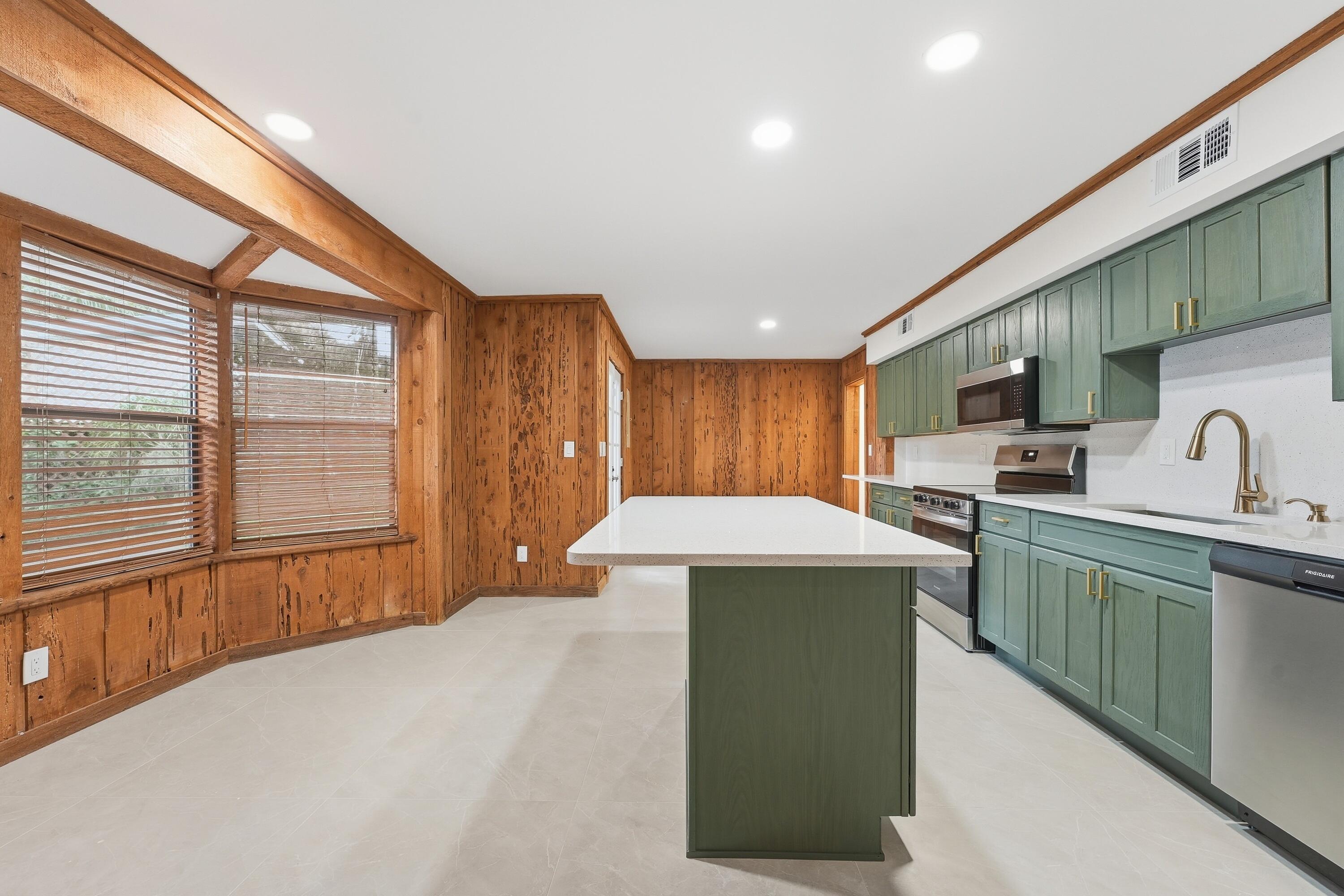 576 Southwest Rustic Circle Stuart, FL 34997 - Photo 14 of 52 14_dsc04759