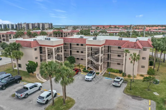 a car parked in front of a building