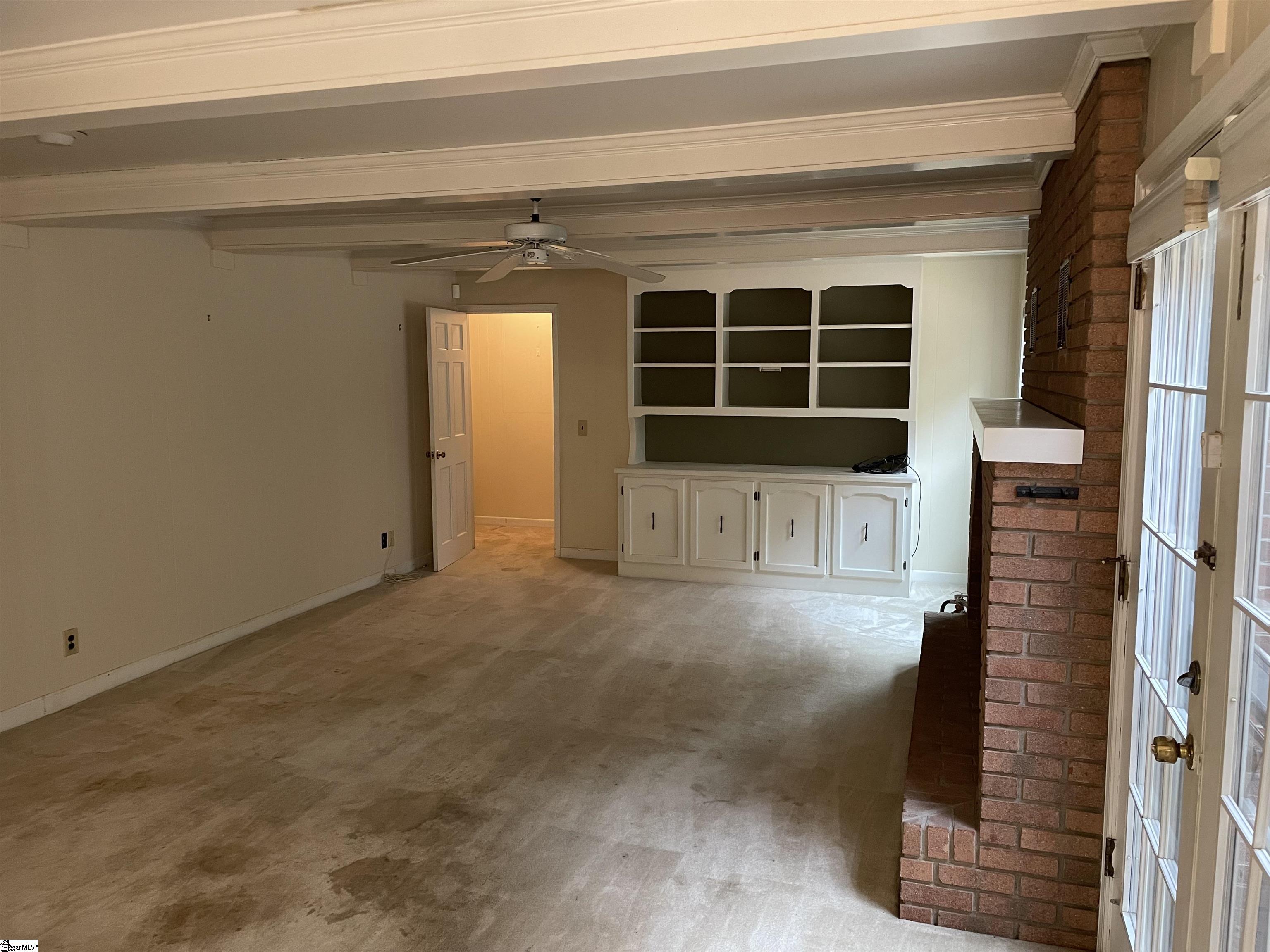 19 Fisher Road Greenville, SC 29615 - Photo 4 of 33 Gallery Image 4