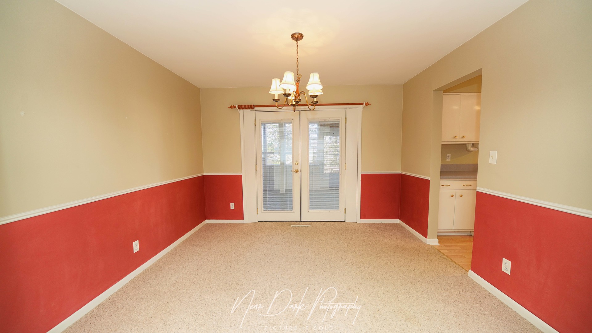 406 Mound Street Fox River Grove, IL 60021 - Photo 8 of 36 Gallery Image 8