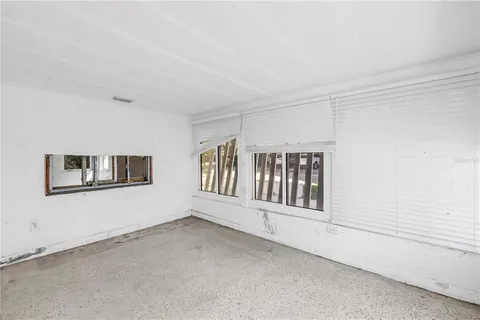 $388,888 | 18319 Sunset Boulevard, Redington Shores, FL 33708