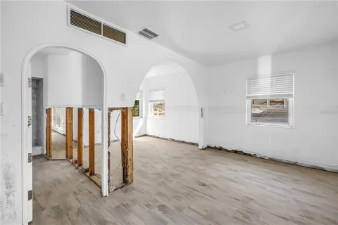 $388,888 | 18319 Sunset Boulevard, Redington Shores, FL 33708