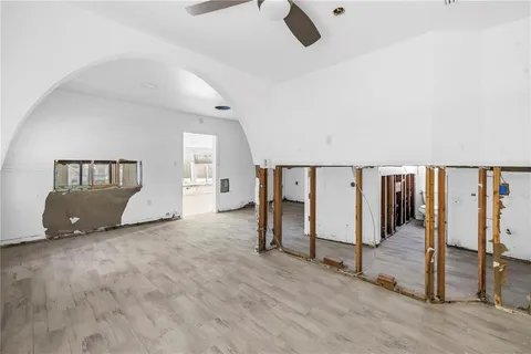 $388,888 | 18319 Sunset Boulevard, Redington Shores, FL 33708