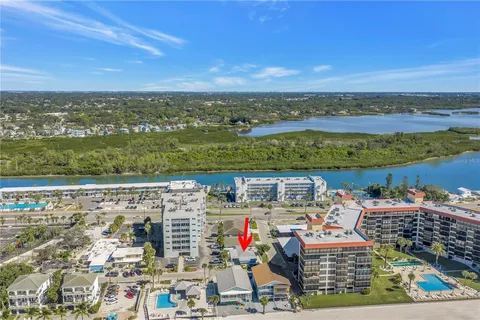 $388,888 | 18319 Sunset Boulevard, Redington Shores, FL 33708