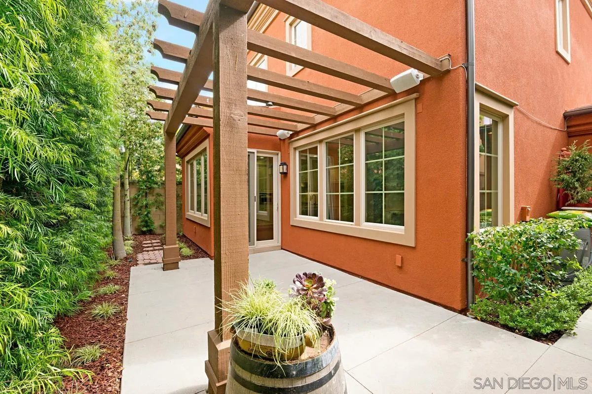 82 Brindisi Irvine, CA 92618 - Photo 33 of 49 a front view of a house