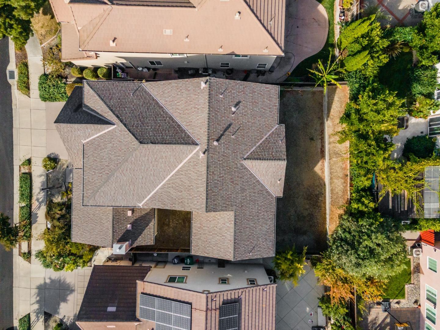 318 Rothbury Way San Ramon, CA 94582 - Photo 49 of 53 an aerial view of a house with a yard