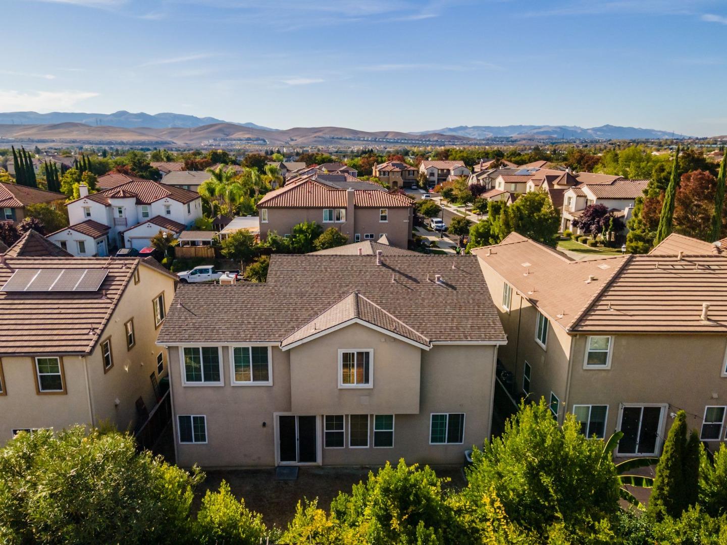 318 Rothbury Way San Ramon, CA 94582 - Photo 51 of 53 an aerial view of a house with a garden
